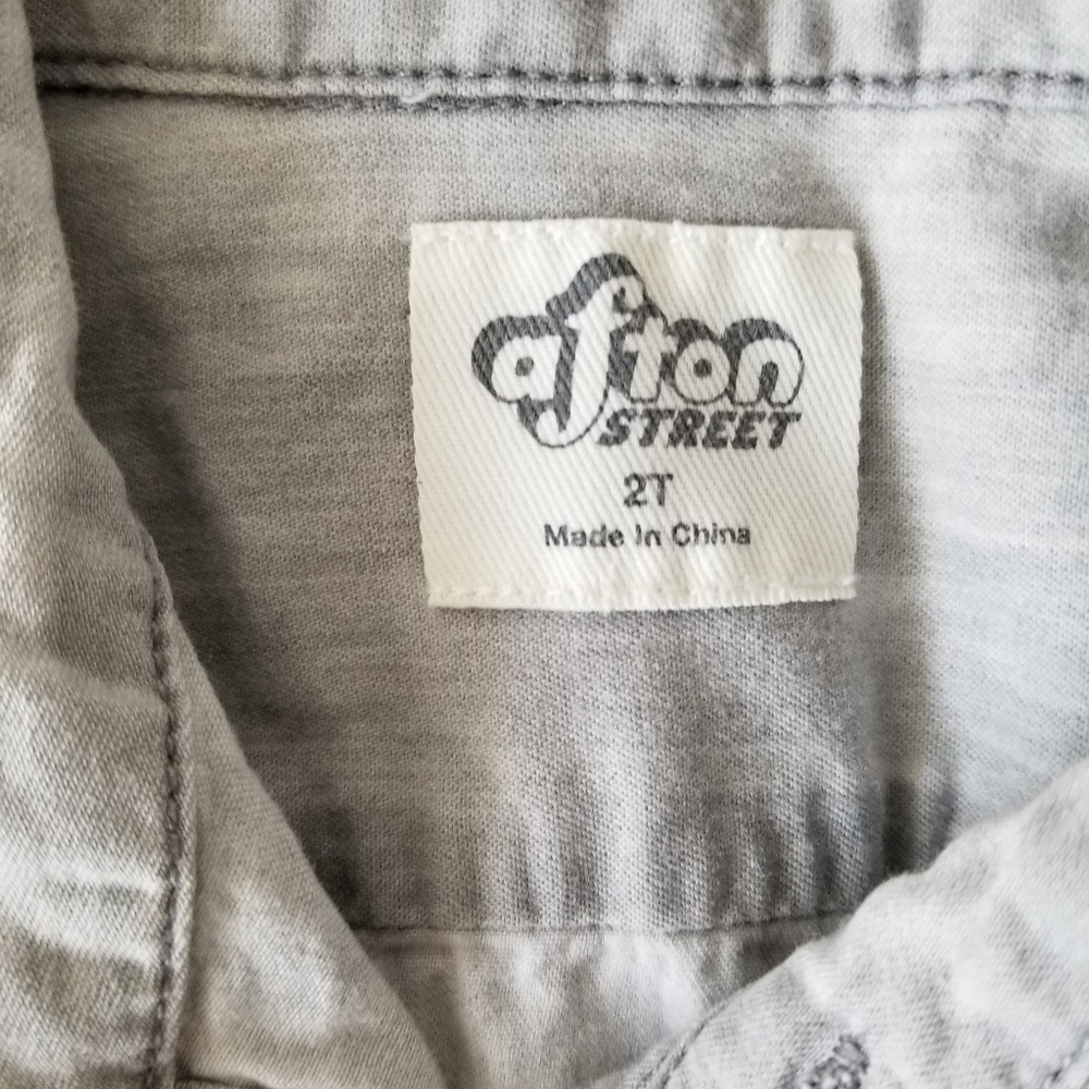 Grey button up - Picture 2 of 2